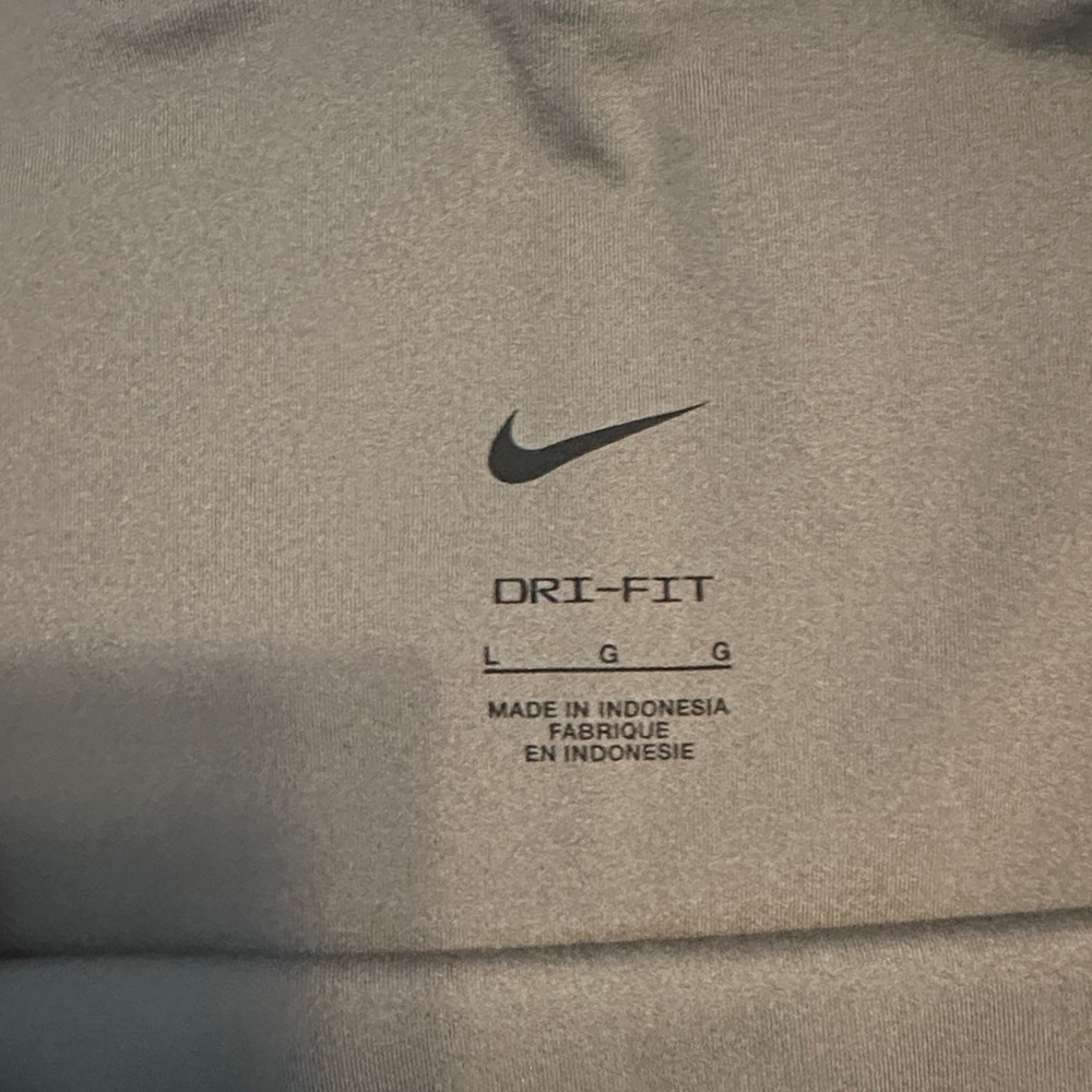 Nike Women's Dark Gray Bike Shorts - Picture 2 of 2